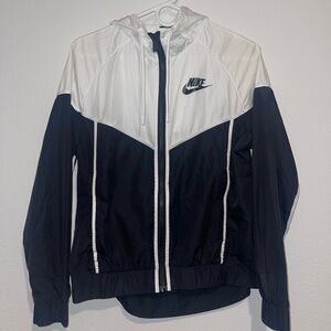 Women’s Nike Windbreaker